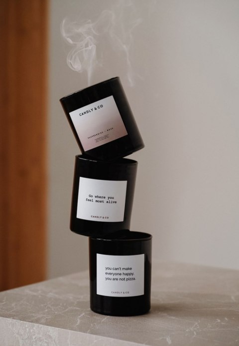 Świeca sojowa w szkle CANDLY&CO, Go Where You Feel Most, zapach No.5, 250g