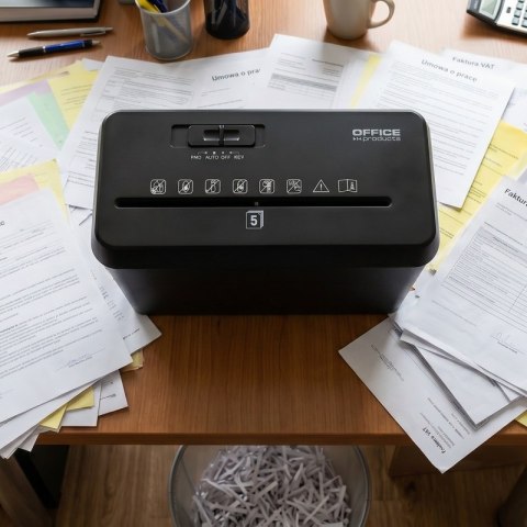 Niszczarka OFFICE PRODUCTS, ścinki, do 5 kartek A4, kosz 8l, czarna