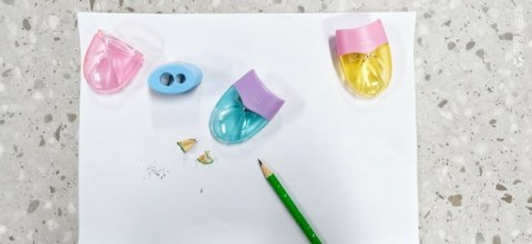 Temperówka plastikowa KEYROAD, pastel, podwójna, z pojemnikiem, blister, mix kolorów