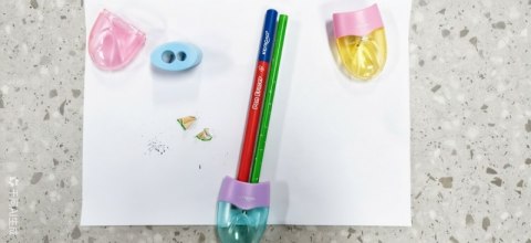 Temperówka plastikowa KEYROAD, pastel, podwójna, z pojemnikiem, blister, mix kolorów