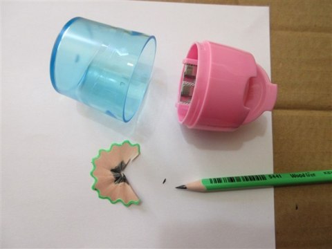 Temperówka plastikowa KEYROAD, pastel, podwójna, z pojemnikiem, blister, mix kolorów